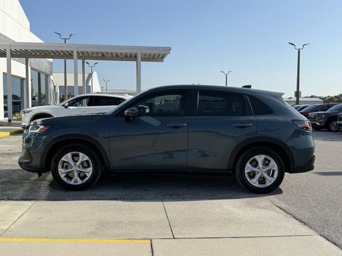 Used 2025 Honda HR-V LX image 8