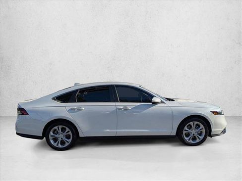 Certified 2023 Honda Accord LX image 4