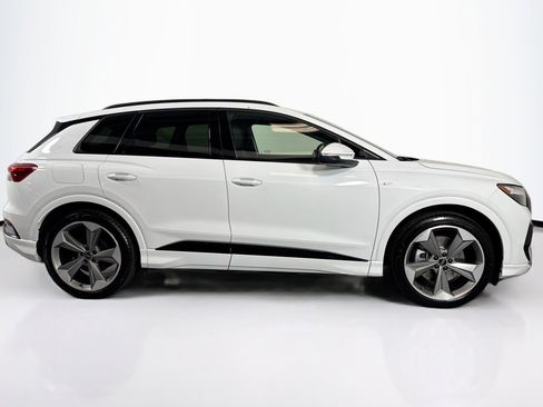 Used 2025 Audi Q4 e-tron Premium Plus w/ Premium Plus AWD/4WD image 4
