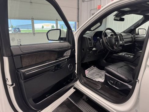 Used 2021 Ford Expedition Max Limited AWD/4WD image 8