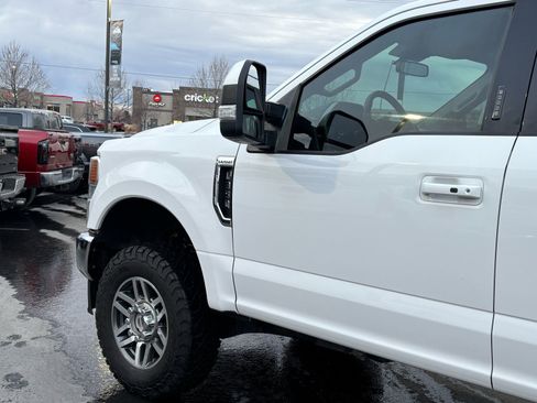 Used 2020 Ford F350 Lariat w/ Lariat Ultimate Package AWD/4WD image 6