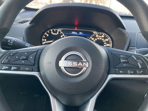 Used 2024 Nissan Altima 2.5 SV image 19