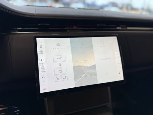 New 2026 Land Rover Range Rover SV image 24