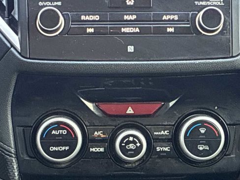 Used 2019 Subaru Forester Limited image 17