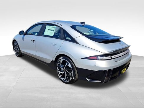 New 2024 Hyundai Ioniq 6 SEL AWD/4WD image 8