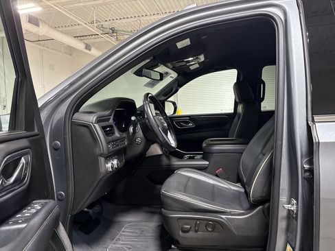 Used 2022 GMC Yukon XL SLT w/ SLT Luxury Package AWD/4WD image 20