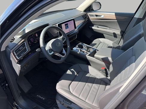 New 2026 Volkswagen Atlas SEL AWD/4WD image 11