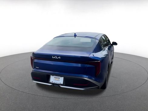 Used 2025 Kia K4 LXS image 12