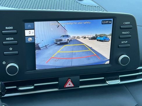 Used 2026 Hyundai Elantra Hybrid FWD image 24
