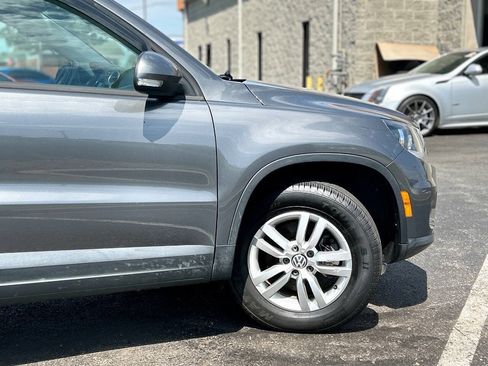 Used 2015 Volkswagen Tiguan SE FWD image 4