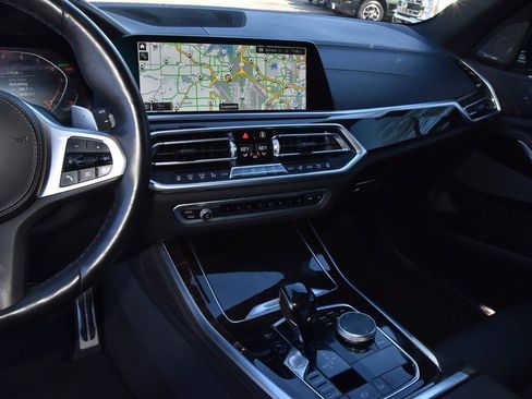 Used 2019 BMW X5 xDrive40i w/ M Sport Package image 26