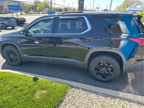 Used 2018 Chevrolet Traverse LT AWD/4WD image 5