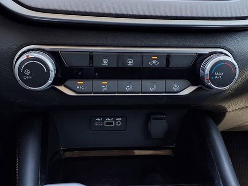 Used 2024 Nissan Altima 2.5 SR image 14