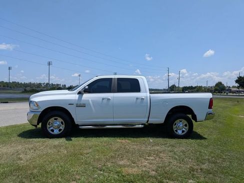 Used 2018 RAM 2500 SLT RWD image 6
