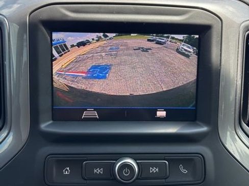 Used 2021 Chevrolet Silverado 1500 Custom Trail Boss w/ LPO, Dark Essentials Package AWD/4WD image 5