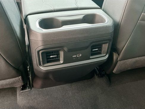 Used 2024 Chevrolet Silverado 1500 LT Trail Boss w/ LT Trail Boss Premium Package image 27