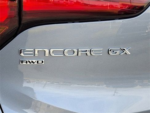 New 2025 Buick Encore GX Preferred image 19