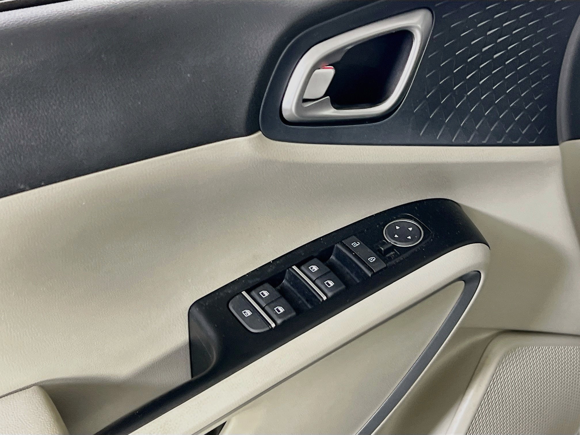 Used 2024 Kia Soul EX FWD image 18