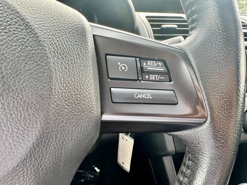 Used 2013 Subaru Crosstrek 2.0i Limited image 21