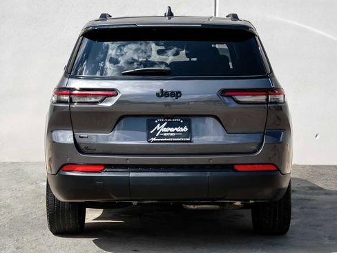 Used 2023 Jeep Grand Cherokee L Laredo image 9
