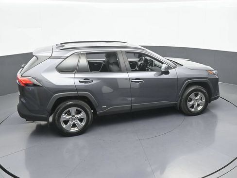 Used 2024 Toyota RAV4 XLE AWD/4WD image 46