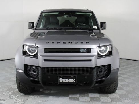 Used 2023 Land Rover Defender 110 S image 6