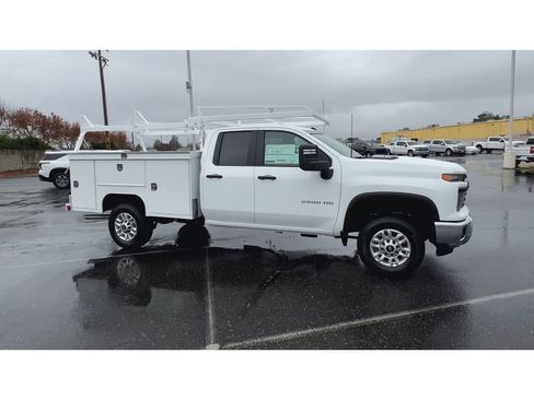 New 2026 Chevrolet Silverado 2500 W/T image 2