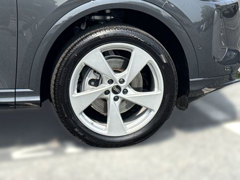 New 2025 Audi Q5 Premium Plus AWD/4WD image 12