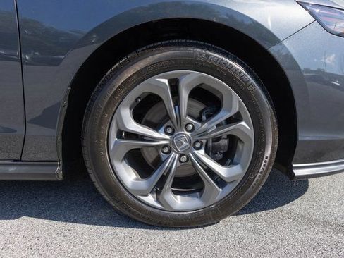 Used 2024 Honda Accord EX image 11