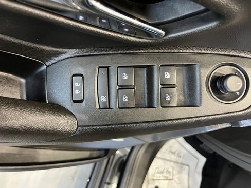 Used 2018 Chevrolet Trax LT w/ Sun & Sound Package image 13