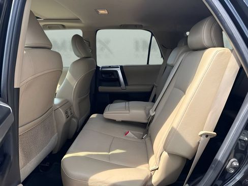Used 2012 Toyota 4Runner SR5 w/ Premium Pkg w/3rd Row Seat AWD/4WD image 12