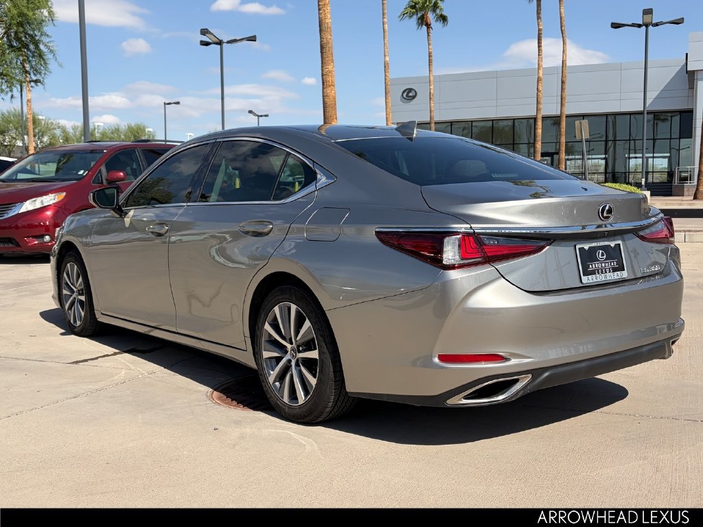 Used 2021 Lexus ES 350 w/ Accessory Package FWD image 4