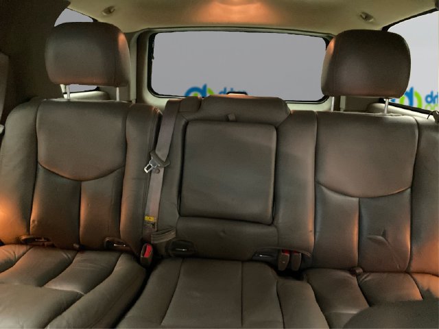 Used 2003 GMC Yukon Denali AWD/4WD image 21