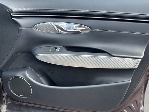 Certified 2023 Genesis GV70 2.5T w/ Sport Prestige Package AWD/4WD image 33