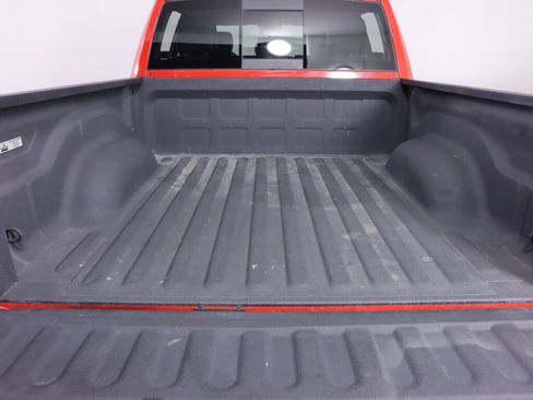 Used 2017 RAM 1500 Classic SLT image 33