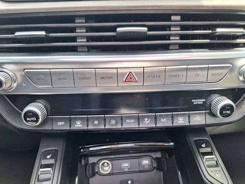 Used 2021 Kia Telluride EX w/ EX Premium Package FWD image 38