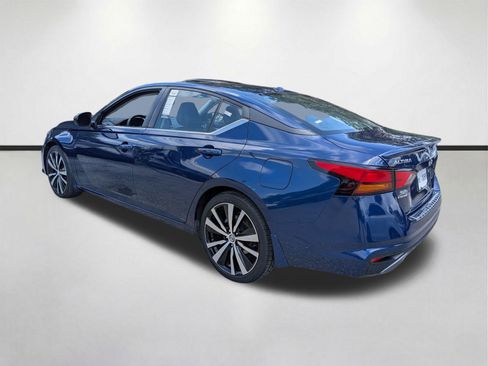 Used 2022 Nissan Altima 2.5 SR FWD image 6