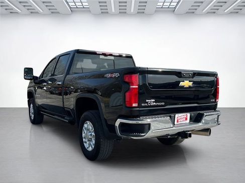 Used 2024 Chevrolet Silverado 2500 LTZ w/ LTZ Convenience Package AWD/4WD image 6