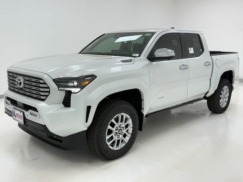 New 2026 Toyota Tacoma Limited AWD/4WD image 5
