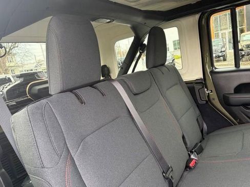 New 2026 Jeep Wrangler Unlimited Rubicon AWD/4WD image 31