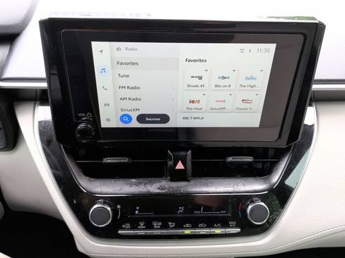 Used 2025 Toyota Corolla Cross L FWD image 22
