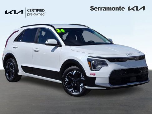 Certified 2024 Kia Niro Wind FWD image 1