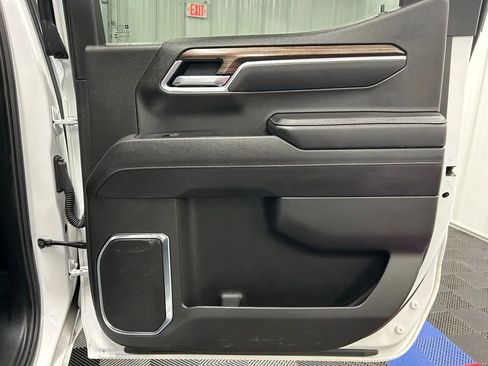 Used 2025 Chevrolet Silverado 1500 LT w/ Work Truck Package AWD/4WD image 20