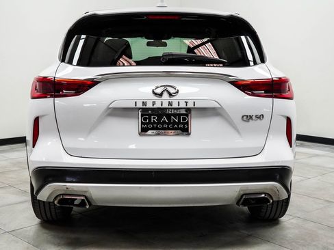 Used 2019 INFINITI QX50 Pure FWD image 9