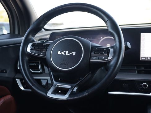 Used 2024 Kia Sportage SX image 8