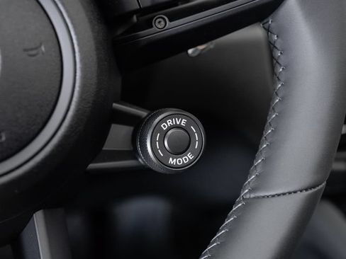 Certified 2025 Porsche Macan Turbo AWD/4WD image 16