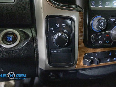 Used 2016 RAM 2500 Laramie w/ Sport Appearance Group AWD/4WD image 20
