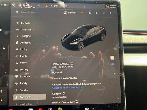 Used 2025 Tesla Model 3 Long Range RWD image 17