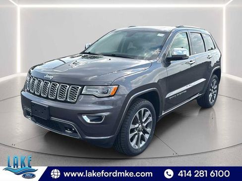 Used 2017 Jeep Grand Cherokee Overland AWD/4WD image 3