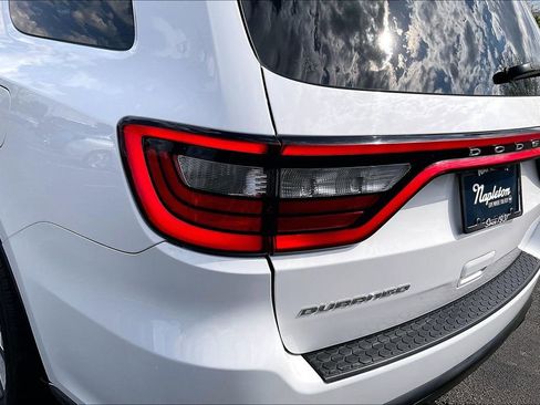Used 2018 Dodge Durango SXT w/ 3rd Row Seating Group RWD image 34